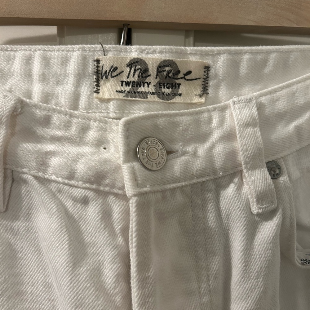 Free People White Jeans size 28